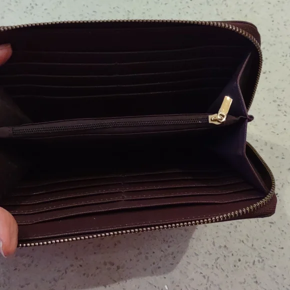 Beautiful purple wallet by Aldo 💜💜💜 - Picture 8 of 8